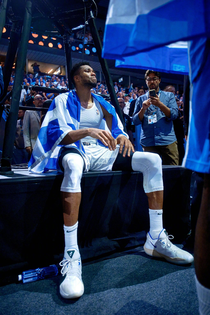 字母哥连续十场比赛得分超过回归赛场，DWG挑战极限！的简单介绍