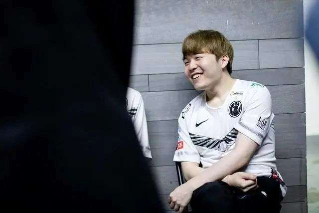 JN体育-包含Rookie遭遇五连败，拜仁教练面临压力！的词条